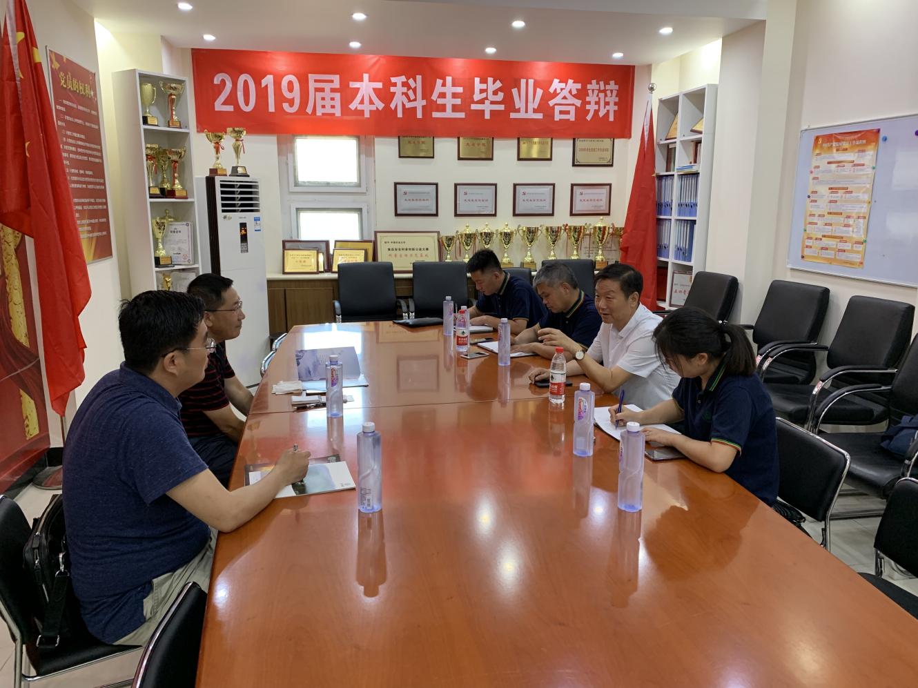 岳平安董事長(zhǎng)訪問食品科學(xué)與營(yíng)養(yǎng)工程學(xué)院